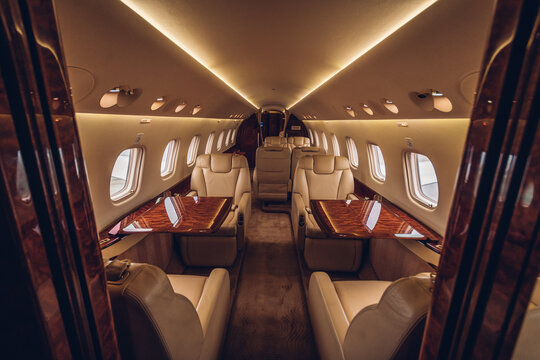 London to Milan Luxury Private Jet Booking